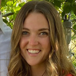 Meet your Posher, Carolyn